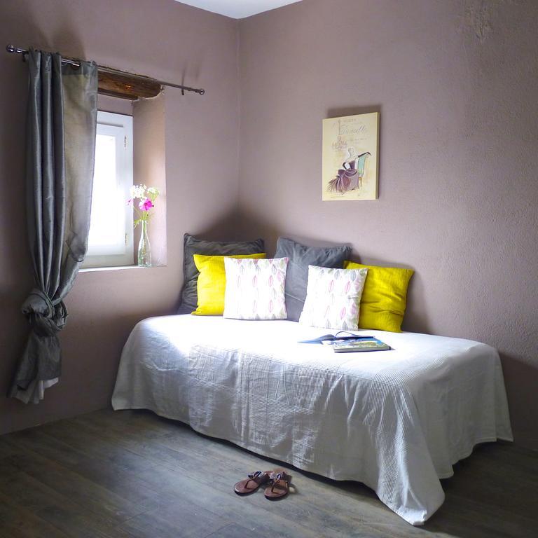 L'Autre Maison Saint-Jean-de-Ceyrargues Habitación foto